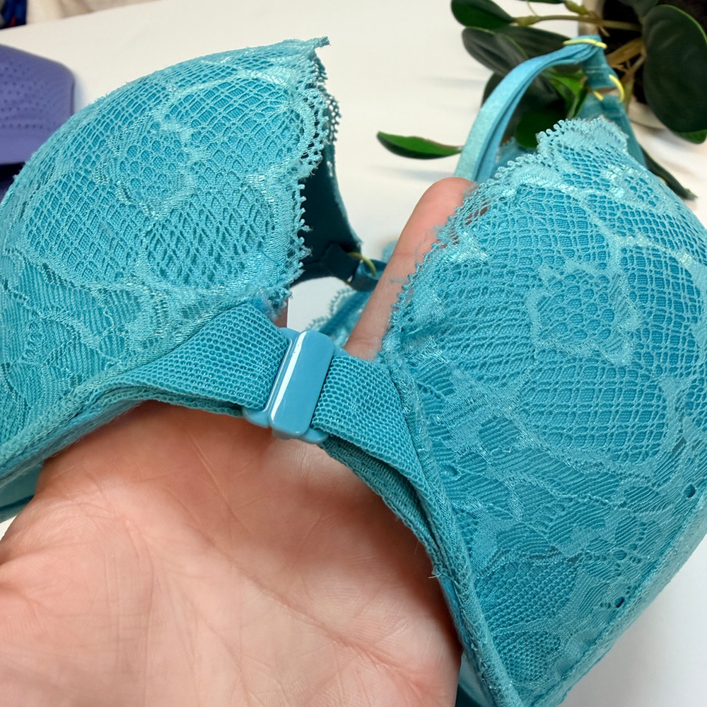 Victoria's Secret Blue Teal Lace Push-Up Bra 32DD New With Tags - Picture 3 of 5
